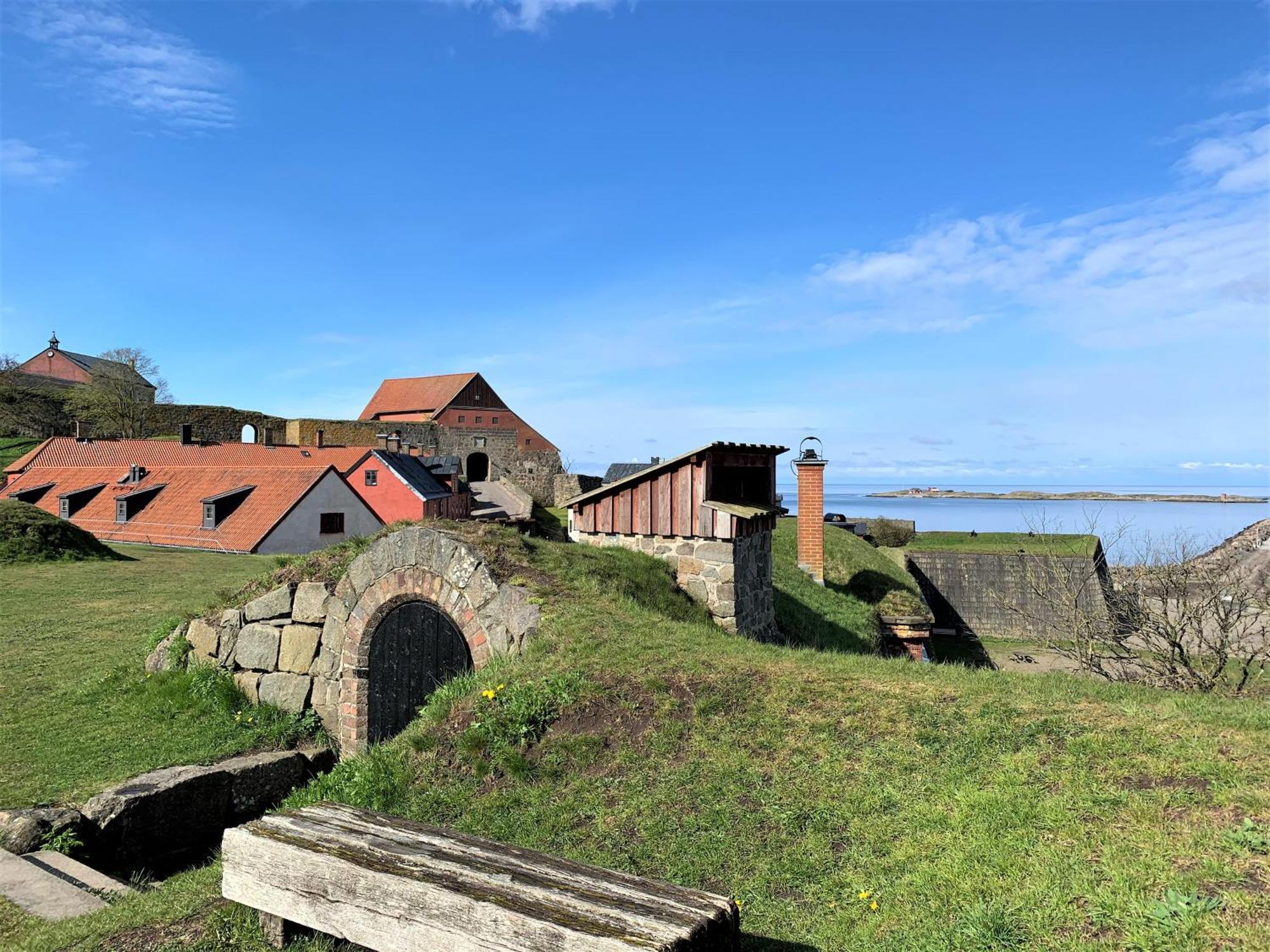 Faestningens Acomodação com café da manhã Varberg Exterior foto